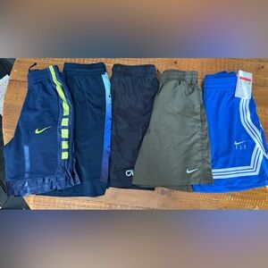 5 pairs of youth large shorts-4 nike, 1 gap
